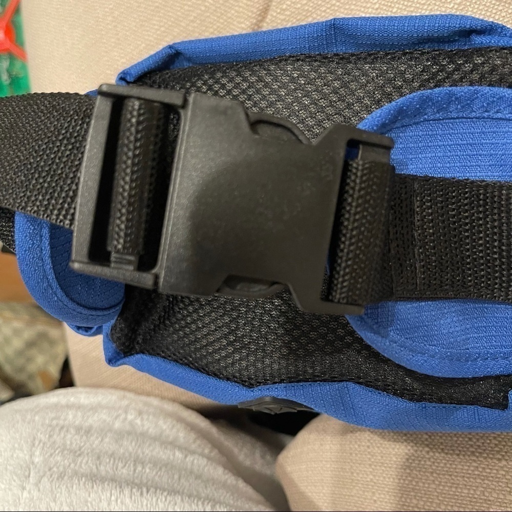 𝅺fanny Pack, 3 Zippered Compartments Adjustable Waist Sport Fanny Pack Bag - Picture 6 of 10